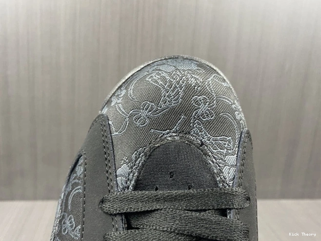 Kicktheory Black DB9818-001 Triple Retro SD Jordan 6 (W) 0730